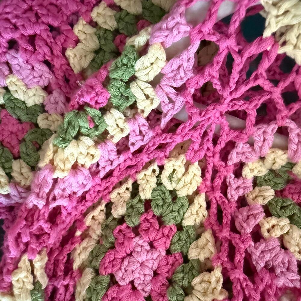Debut pink crochet granny square sweater open knit cropped size M medium - Picture 14 of 14